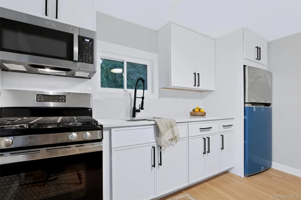 105 White Street Newburgh, NY 12550