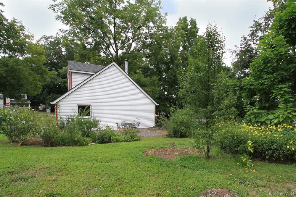 105 White Street Newburgh, NY 12550