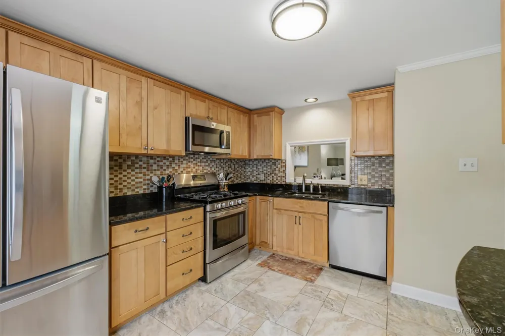 601 Mallard Way Peekskill, NY 10566