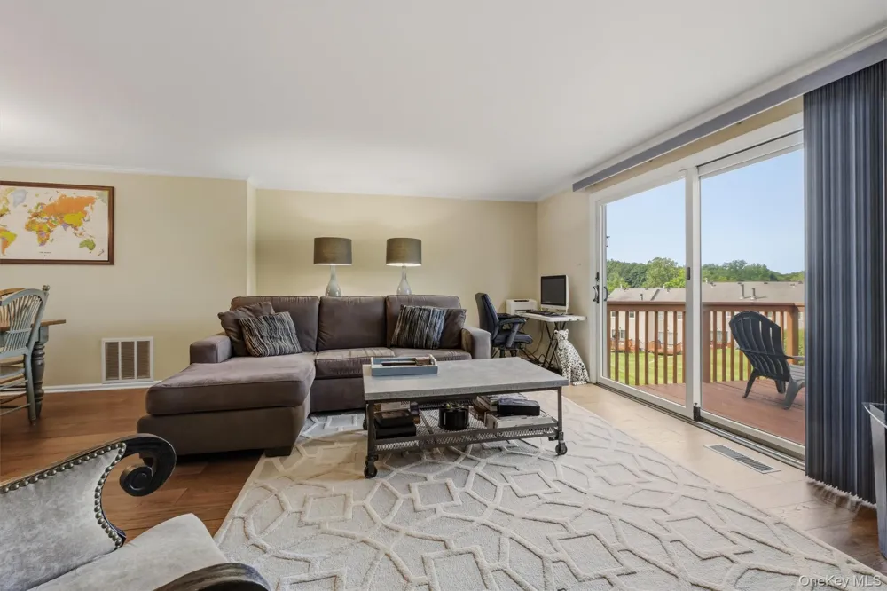 601 Mallard Way Peekskill, NY 10566