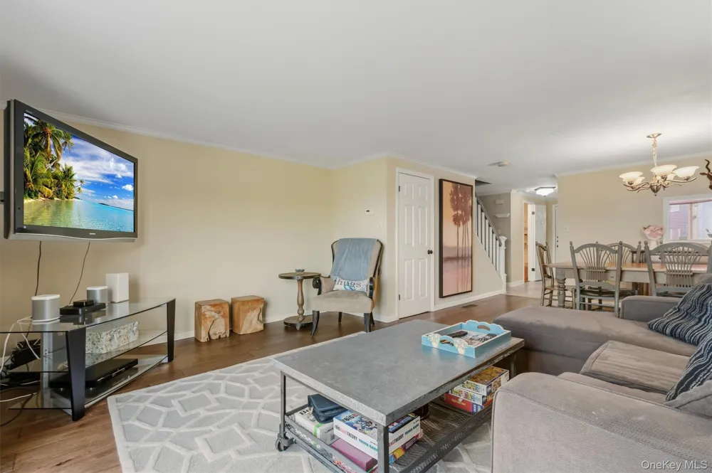 601 Mallard Way Peekskill, NY 10566