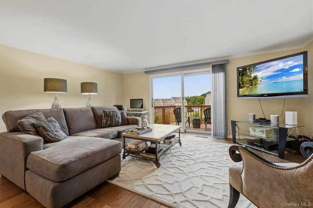 601 Mallard Way Peekskill, NY 10566