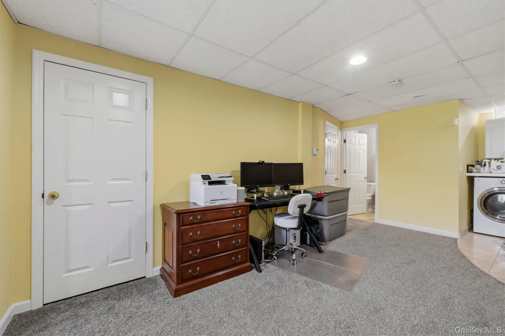 601 Mallard Way Peekskill, NY 10566