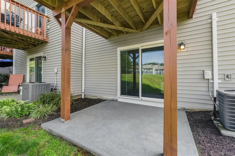 601 Mallard Way Peekskill, NY 10566