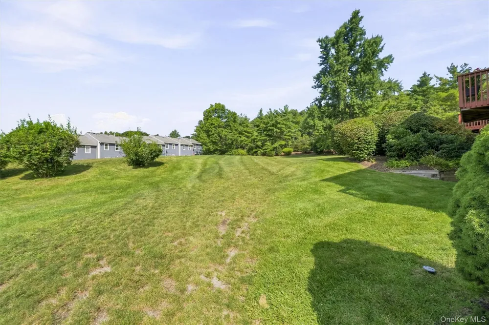601 Mallard Way Peekskill, NY 10566