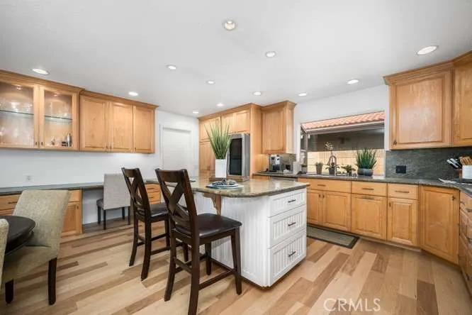 20652 Chaucer Lane Huntington Beach, CA 92646