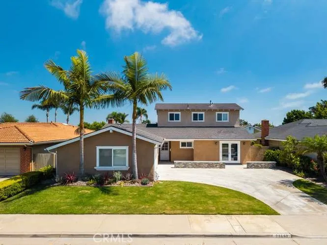 20652 Chaucer Lane Huntington Beach, CA 92646