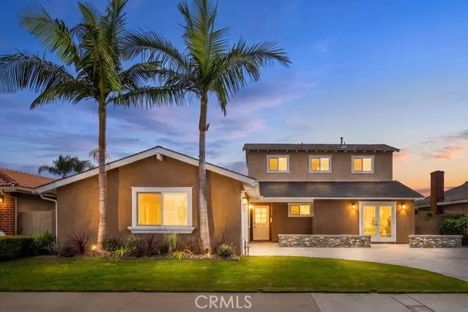 20652 Chaucer Lane Huntington Beach, CA 92646