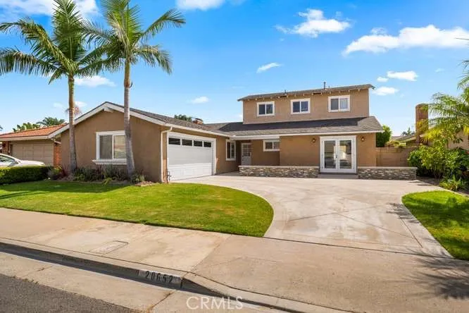 20652 Chaucer Lane Huntington Beach, CA 92646