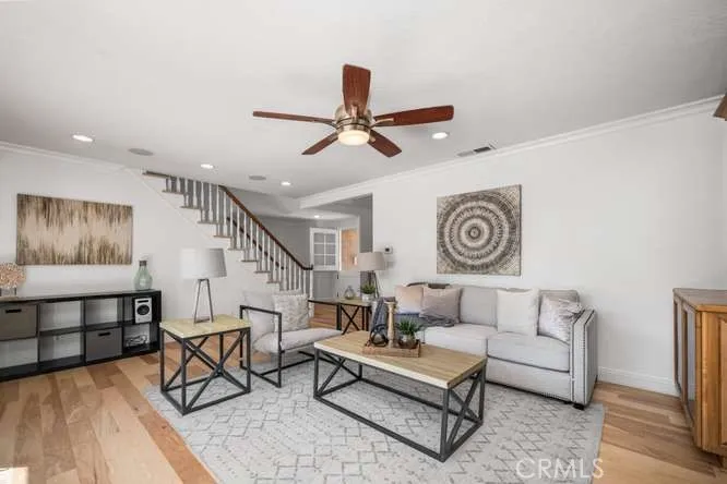 20652 Chaucer Lane Huntington Beach, CA 92646