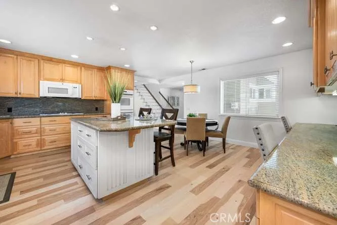 20652 Chaucer Lane Huntington Beach, CA 92646