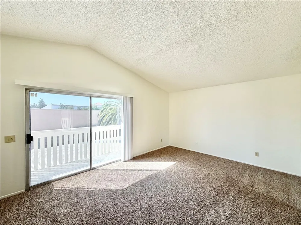 16309 Silverbirch Road Moreno Valley, CA 92551
