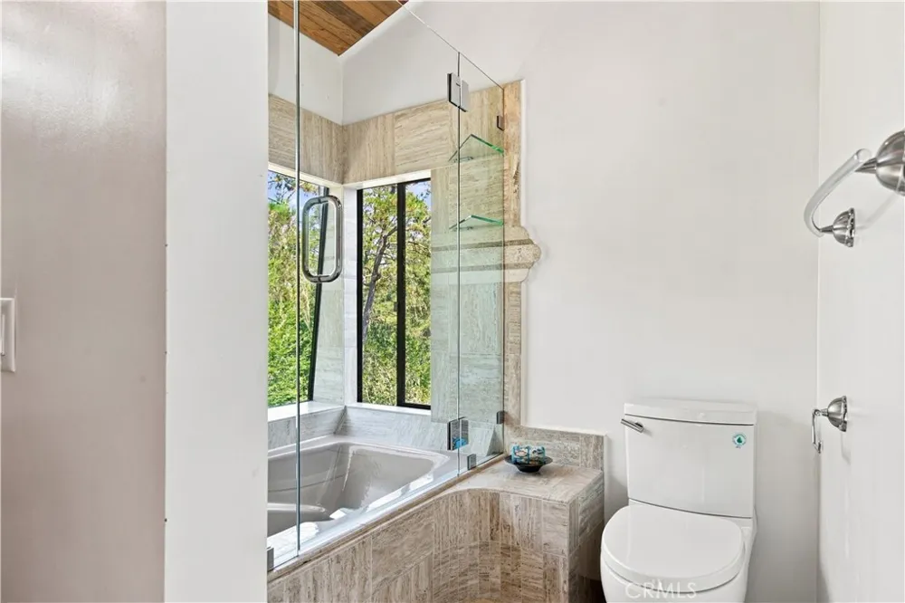 565 Chiswick Way Cambria, CA 93428