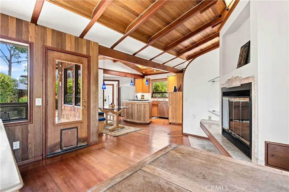 565 Chiswick Way Cambria, CA 93428