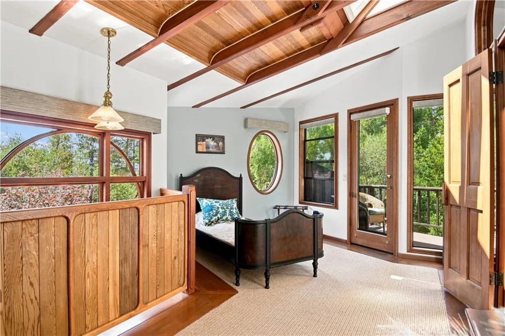 565 Chiswick Way Cambria, CA 93428