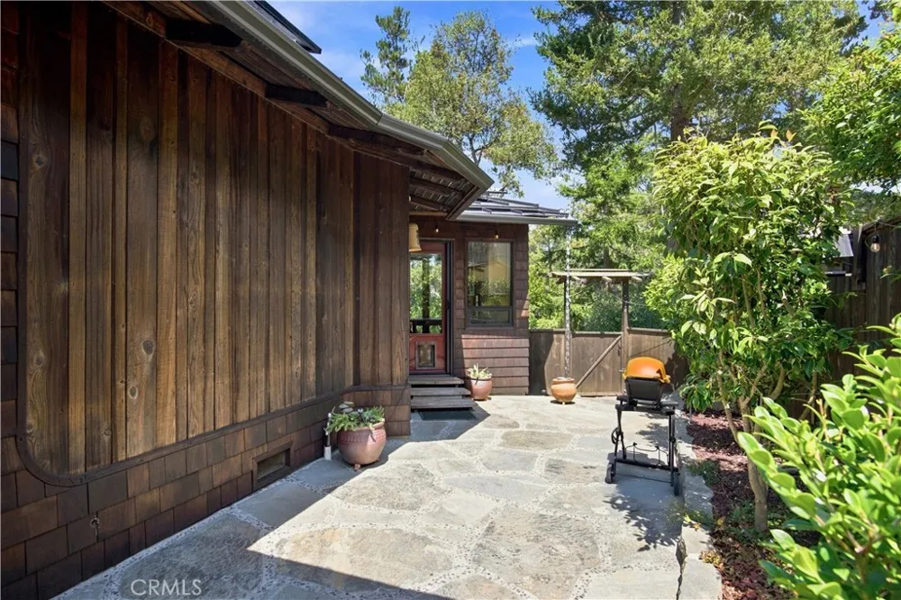 565 Chiswick Way Cambria, CA 93428
