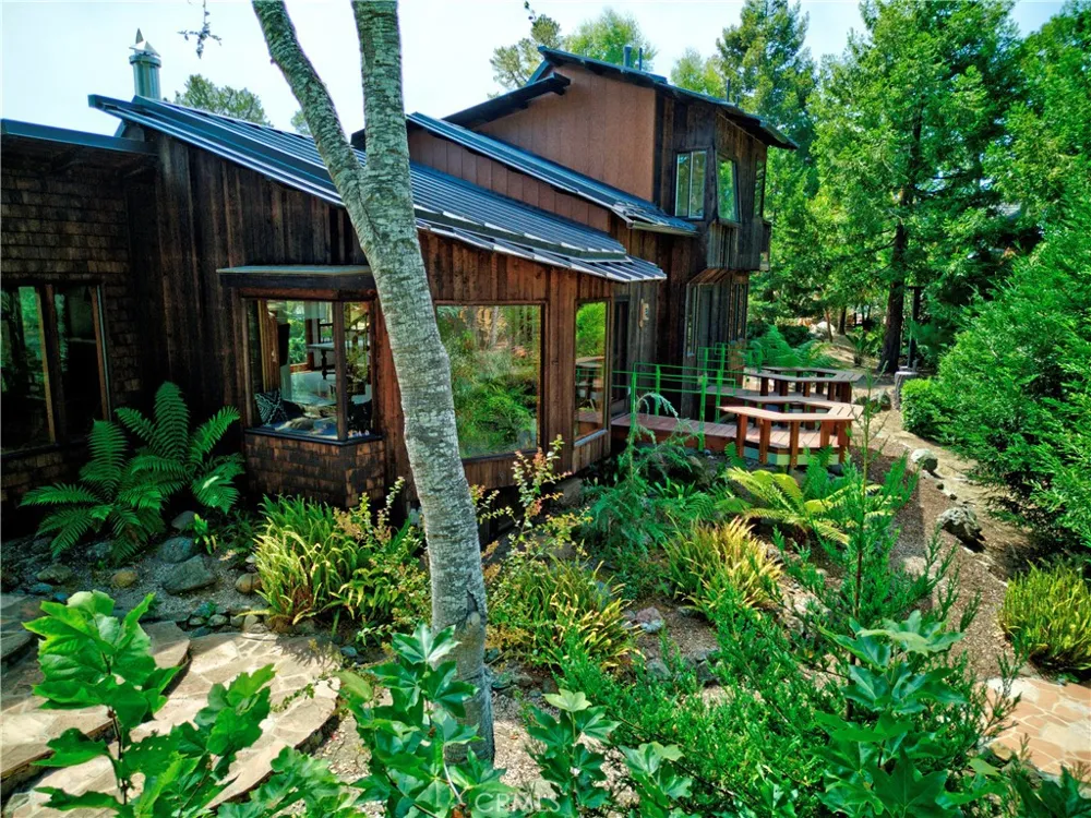 565 Chiswick Way Cambria, CA 93428