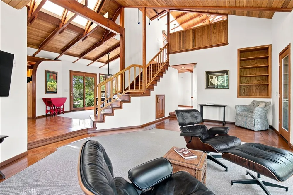 565 Chiswick Way Cambria, CA 93428