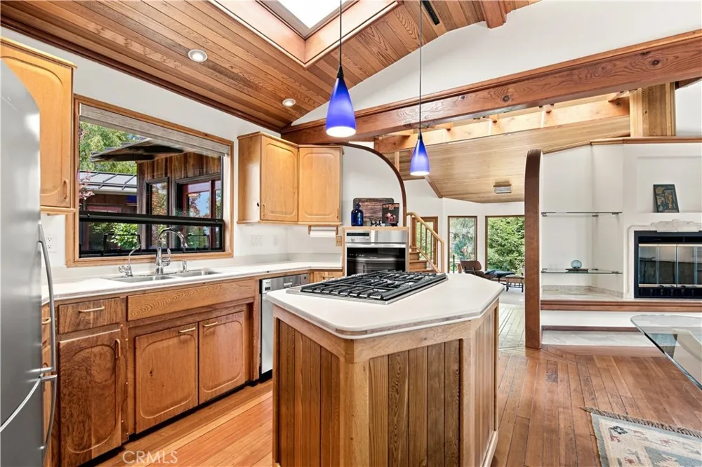 565 Chiswick Way Cambria, CA 93428
