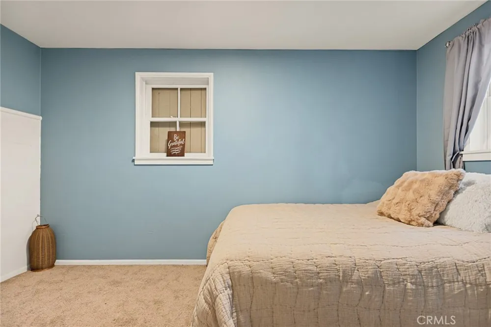 25616 Hi Lane Twin Peaks, CA 92391