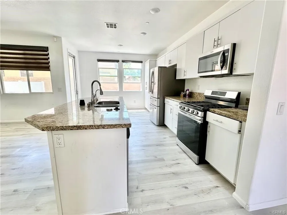 7844 Marbil Lane Riverside, CA 92504