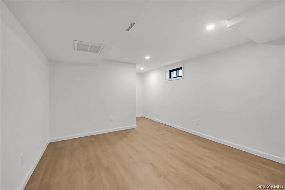 1568 Madison Street Elmont, NY 11003