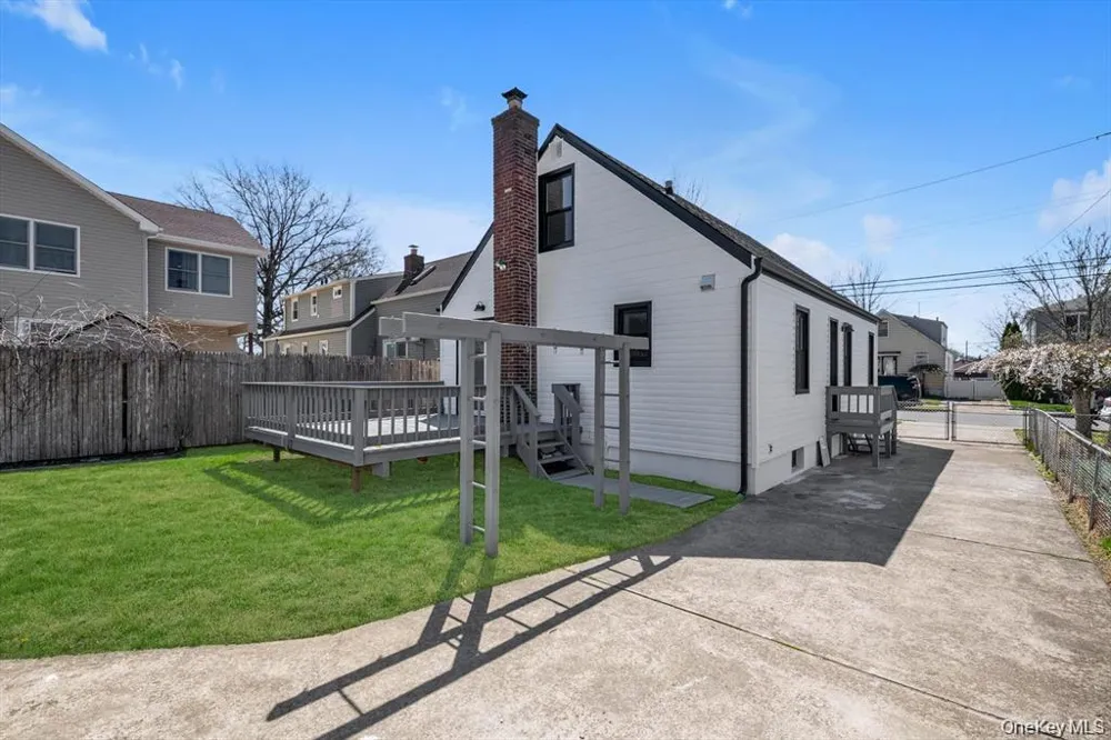 1568 Madison Street Elmont, NY 11003