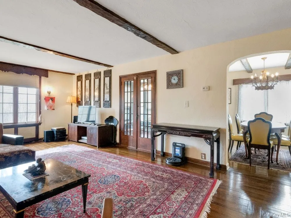 88 Stockbridge Road Yonkers, NY 10710