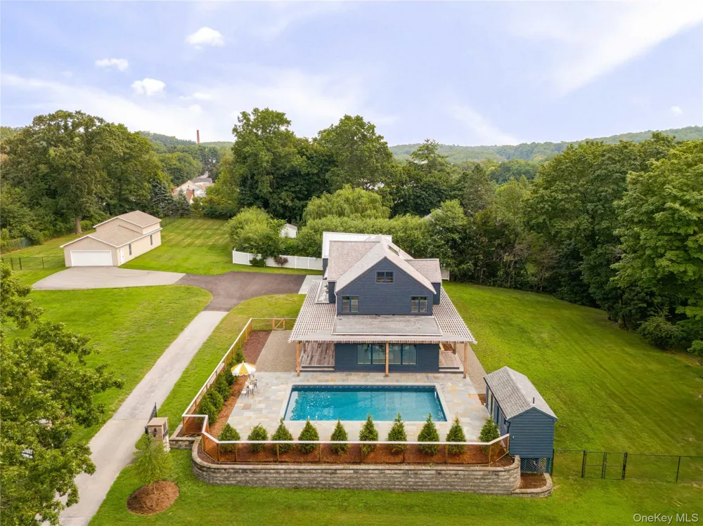 20 Dallis Place Beacon, NY 12508