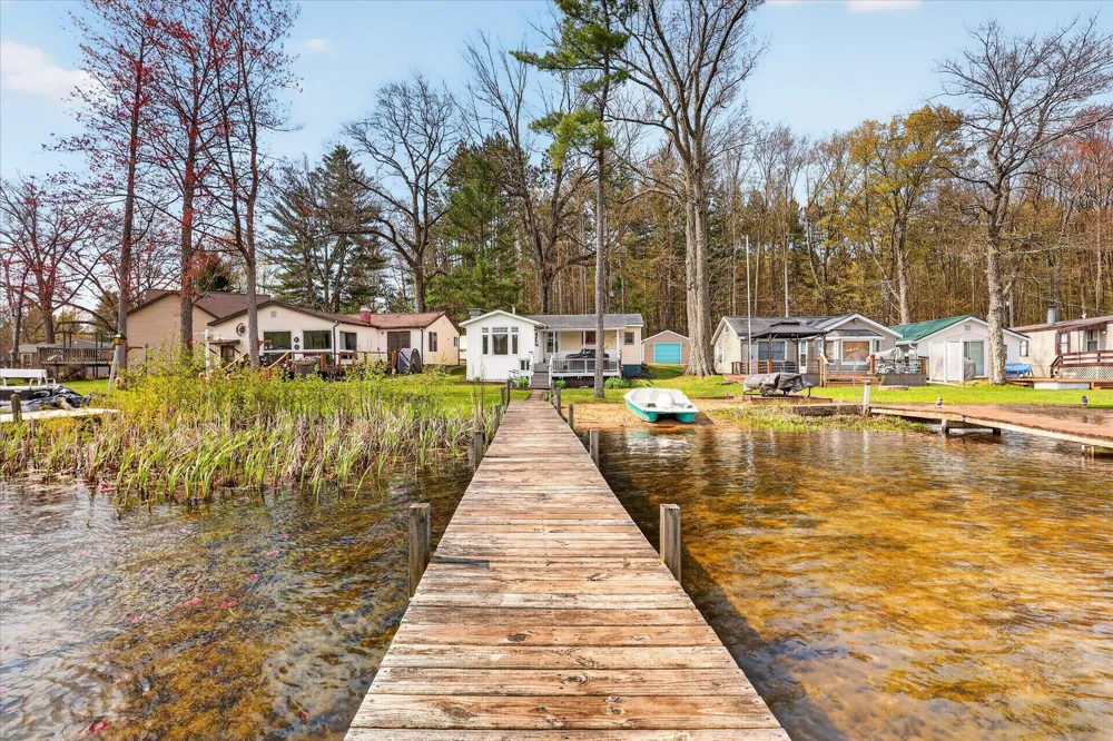 6026 Keeney Road Six Lakes, MI 48886