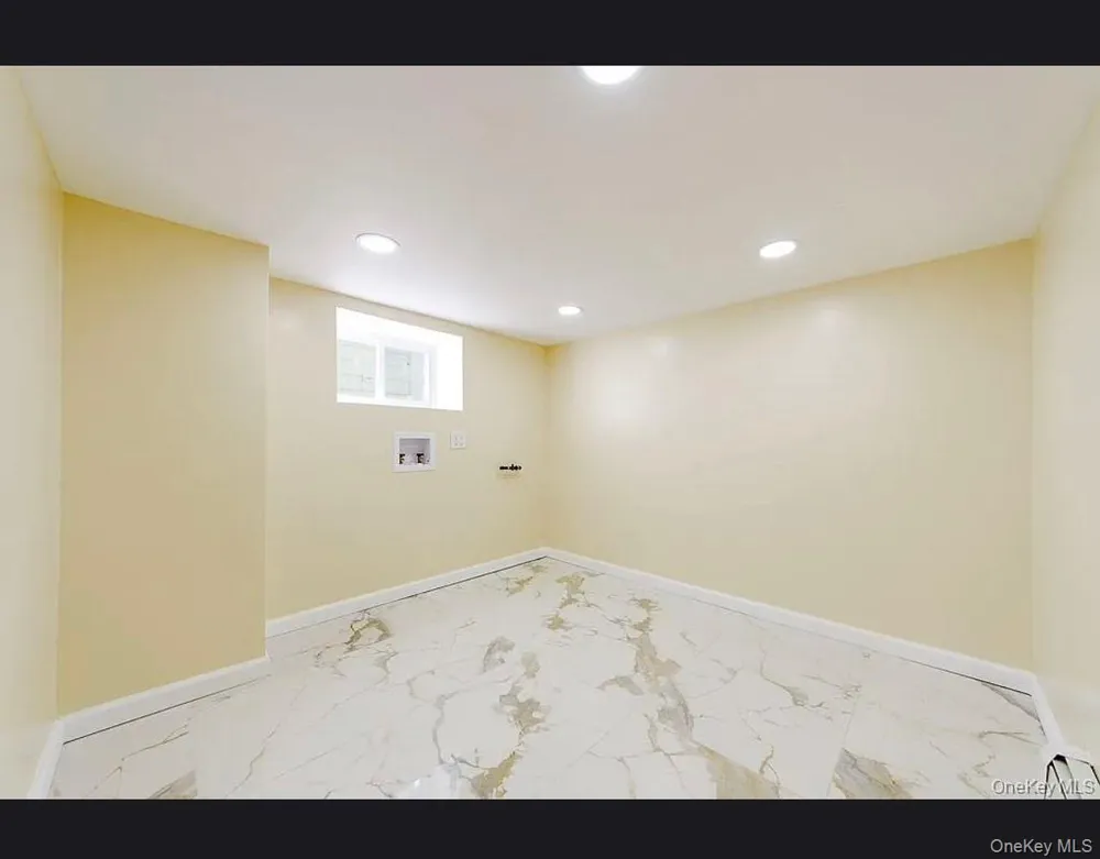 109-16 221st Street Queens Village, NY 11429