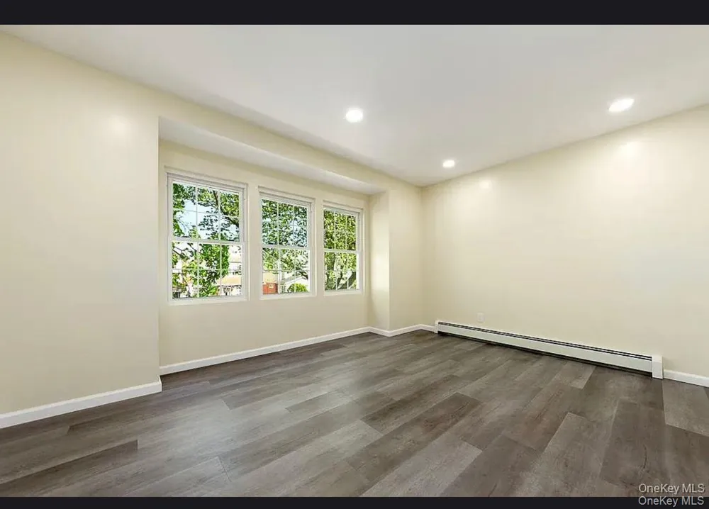 109-16 221st Street Queens Village, NY 11429