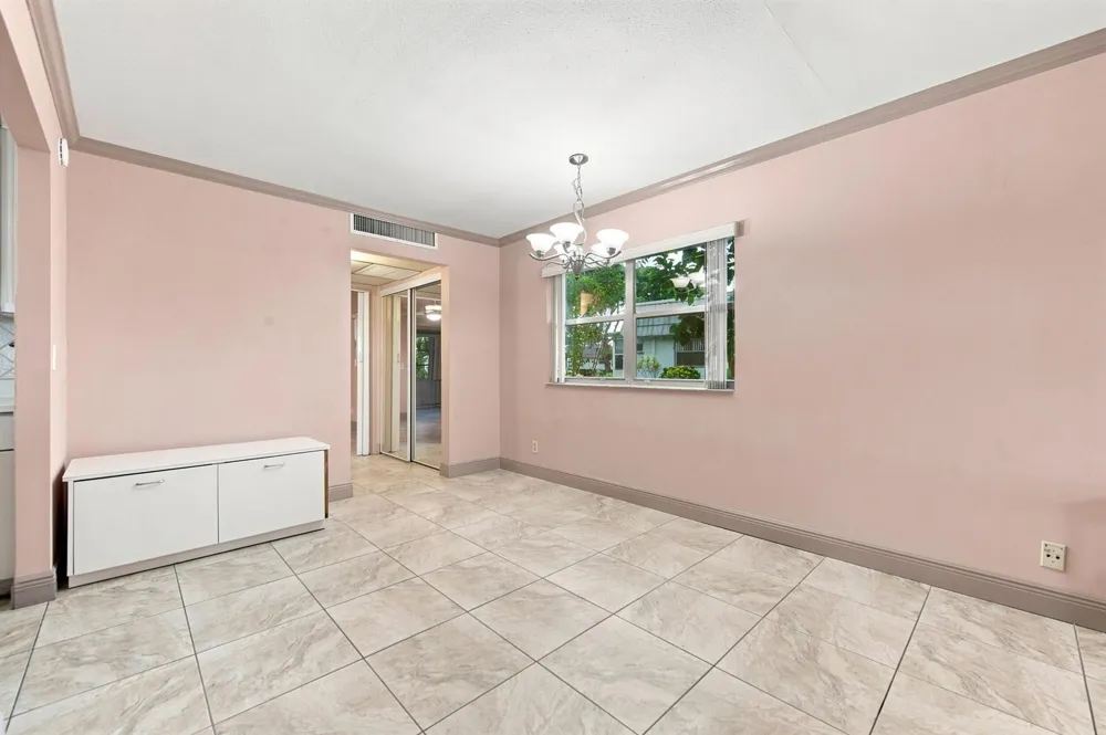 167 Valencia G Delray Beach, FL 33446