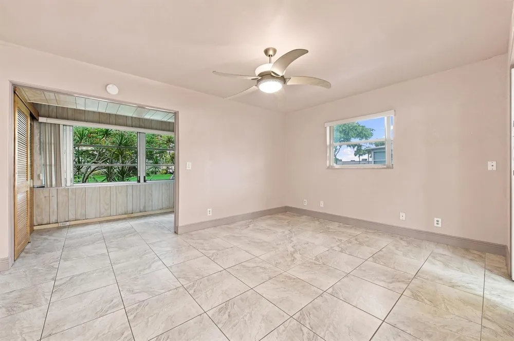 167 Valencia G Delray Beach, FL 33446