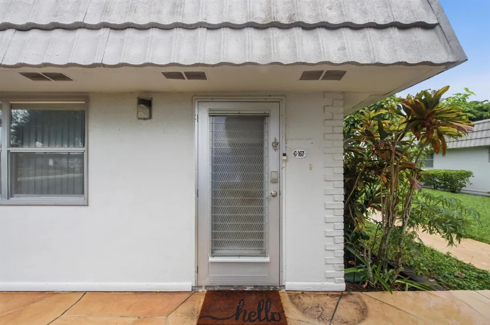 167 Valencia G Delray Beach, FL 33446