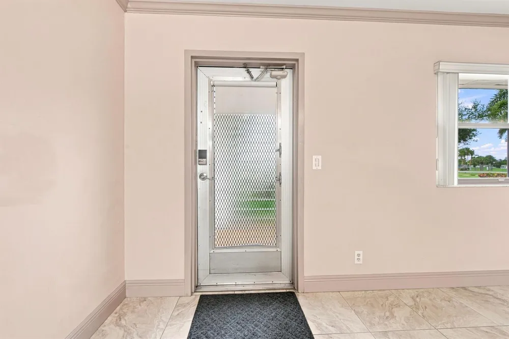 167 Valencia G Delray Beach, FL 33446