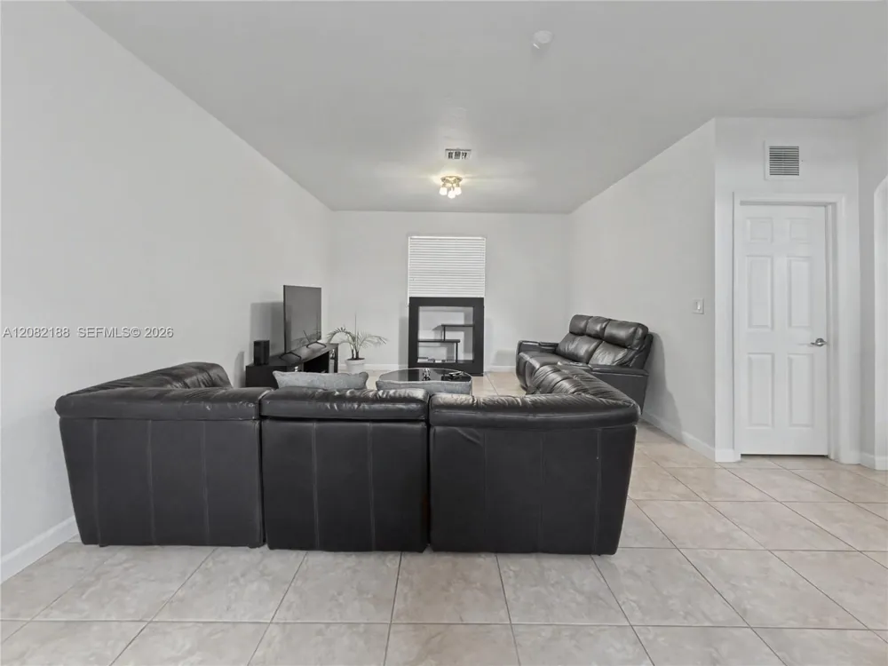 363 NE 25th Ter #0 Homestead, FL 33033