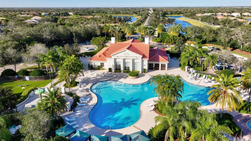 11320 SW Lake Park Drive Port St. Lucie, FL 34987