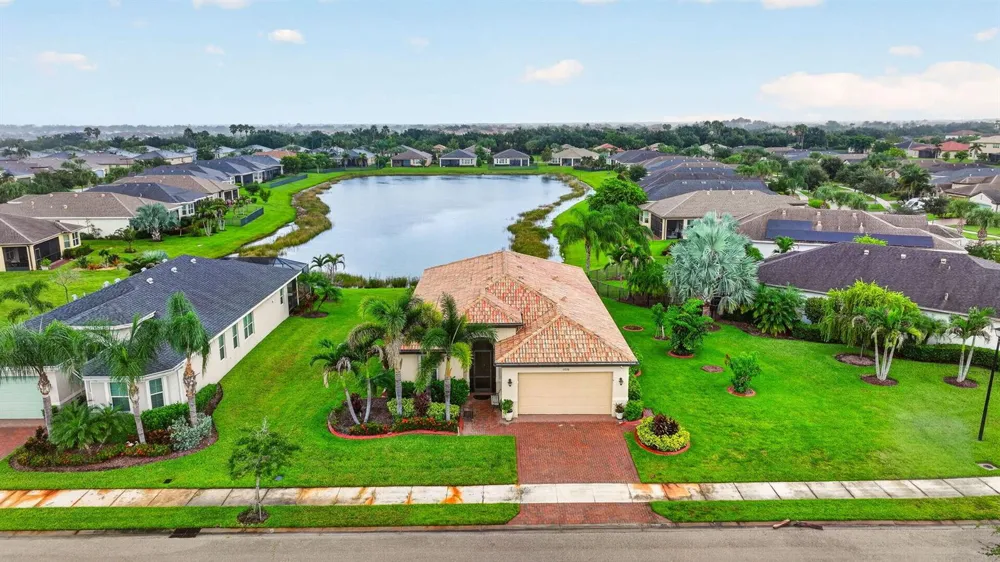 11320 SW Lake Park Drive Port St. Lucie, FL 34987