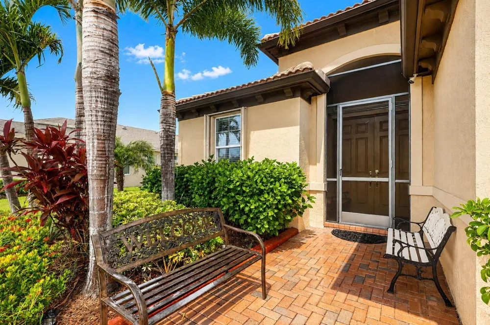 11320 SW Lake Park Drive Port St. Lucie, FL 34987
