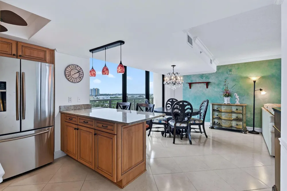 3000 OCEAN DRIVE #8A Singer Island, FL 33404