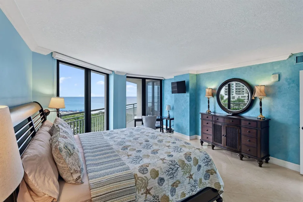 3000 OCEAN DRIVE #8A Singer Island, FL 33404