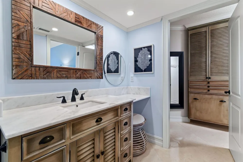 3000 OCEAN DRIVE #8A Singer Island, FL 33404
