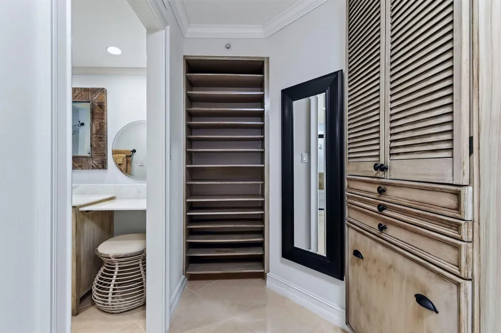 3000 OCEAN DRIVE #8A Singer Island, FL 33404