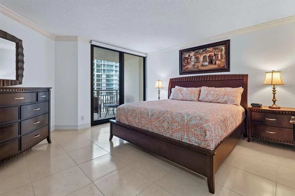 3000 OCEAN DRIVE #8A Singer Island, FL 33404