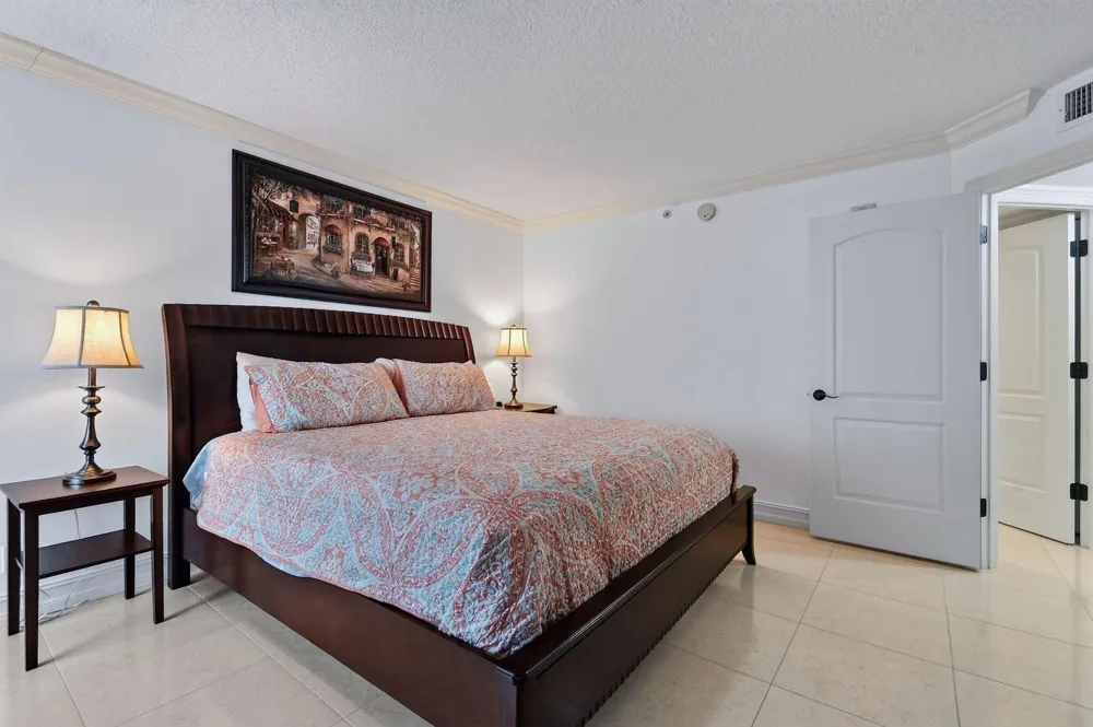 3000 OCEAN DRIVE #8A Singer Island, FL 33404