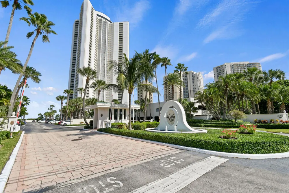 3000 OCEAN DRIVE #8A Singer Island, FL 33404