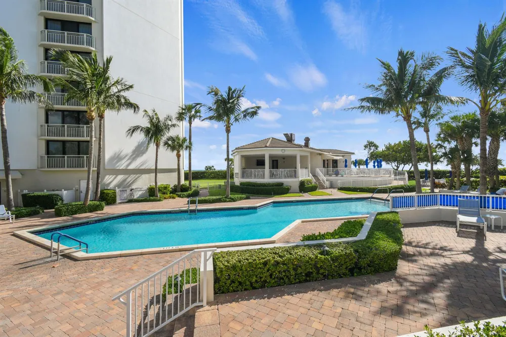 3000 OCEAN DRIVE #8A Singer Island, FL 33404