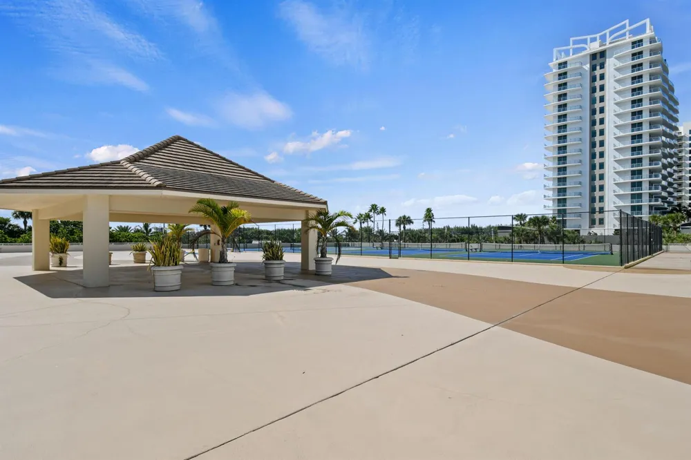 3000 OCEAN DRIVE #8A Singer Island, FL 33404