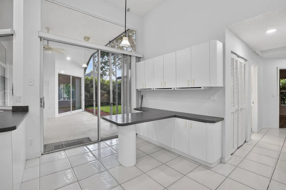 924 SPOONBILL CIRCLE Weston, FL 33326